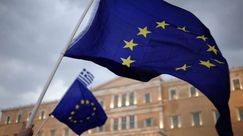 Se espera que esta ayuda permita a Grecia mejorar econ�micamente 