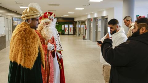 Visita de los Reyes Magos en el CHUO
