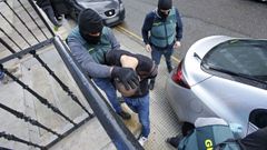 Detencin de los sospechosos en noviembre del 2019 en su piso franco de la pontevedresa calle Tablada