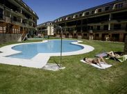 La Urbanizaci�n Costa Reinante Spa, en la que en el puente festivo se vendieron siete pisos.