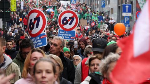 Manifestación a mediados de octubre contra los planes de reforma del Goberno belga, que prevé aumentar la edad legal de jubilación