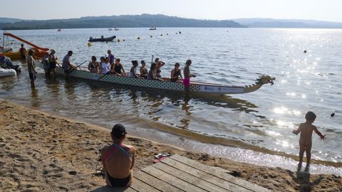 Playa del lago de As Pontes