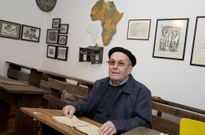 Antonio Fern�ndez Enr�quez (To�o) ense�� a leer y a escribir a cientos de ni�os. 
