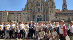 Un grupo de Agadea lleg� a Santiago dentro del programa O Teu Xacobeo de la Xunta. A lo largo de su peregrinaci�n, fueron recibidos con cari�o en cada uno de los concellos por los que pasaron por sus alcaldes, vecinos y asociaciones, con los que pudieron conocer de cerca la riqueza y patrimonio que los rodea.