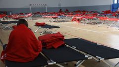 Vecinos desalojados por el incendio de Tres cantos, el 12 de agosto.