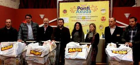 La nueva edici�n de Pontiaxuda para recaudar alimentos no perecederos fue presentada ayer por la tarde. 