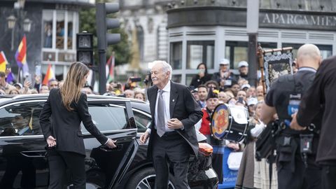 Llegada a la entrega de los Premios Princesa de Asturias 2025