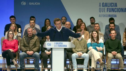Mitin de Alberto N��ez Feijoo en Noia