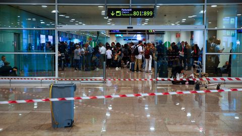 El aeropuerto de El Prat, tras las lluvias de este lunes