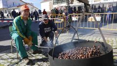 Ri�s se llena para disfrutar de la fiesta de las setas y las casta�as