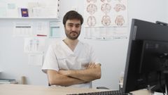 El doctor Jess Garca de Sotoexplica que los nuevos tratamientos actan sobre las protenas caractersticas del alzhimer y se ralentiza laprogresin de la enfermedad.