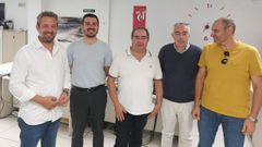Os candidatos, con F�lix Jorquera, antes do debate