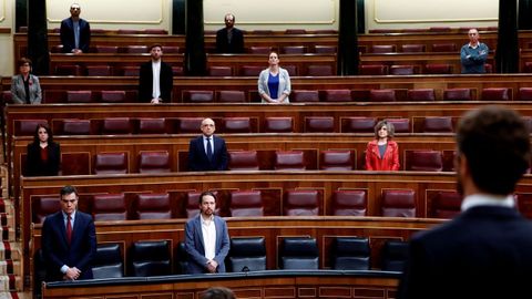 Minuto de silencio al comenzar la sesin en el Congreso de los Diputados 