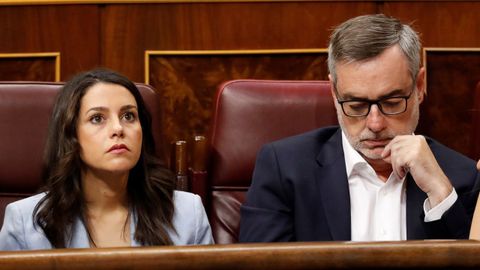 In�s Arrimadas y Jos� Manuel Villegas, secretario de organizaci�n de Ciudadanos.