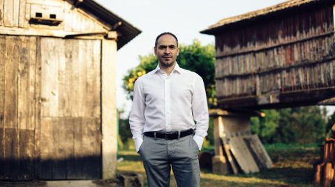 El músico Pedro Lamas, que actúa con la Banda Municipal de Música de Santiago