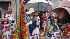 En Mugares (To�n) salieron los labardeiros y las se�oritas