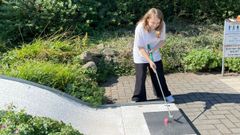 Paula y su madre aprovechan los fines de semana en Dsseldorlf para hacer actividades al aire libre, como jugar al minigolf