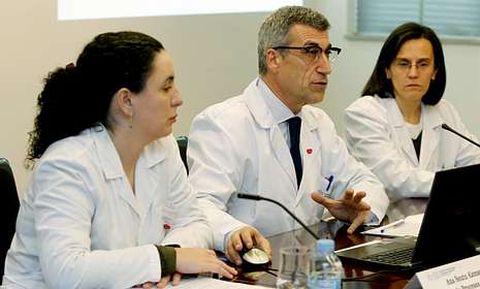 Ana Souto, Luis Verde y Sonia Fern�ndez, en la presentaci�n del balance asistencial anual.