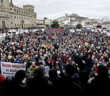 Los manifestantes defendieron la autonom�a del hospital.