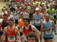 Atr�s quedan veinticinco a�os en los que los corredores daban colorido a la prueba. 
