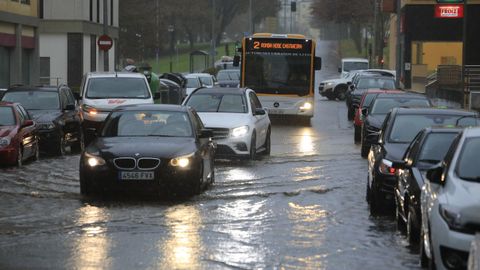 Inundaciones en la Ronda Xosé Castiñeira de Lugo