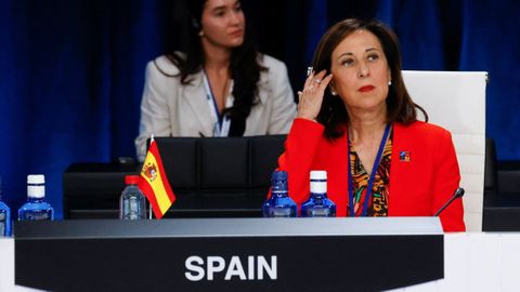 La ministra de Defensa, Margarita Robles, fue una de las espiadas