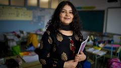 Roopa Narang. Lleva tres a�os en Galicia. El primero dio clases en Carballo y los dos �ltimos, en Abegondo. Valora mucho los amigos y a sus compa�eros. 
