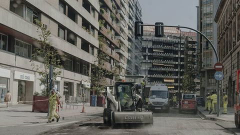 Cortes en las calles de Ourense por las obras de mejora del pavimento