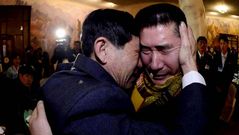 Emotivo e hist�rico reencuentro entre familiares de las dos Coreas