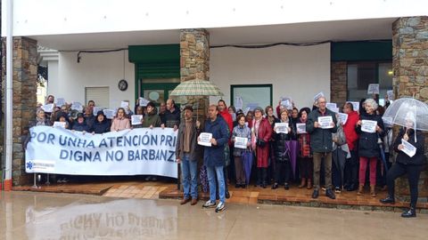 En Agui�o volvieron a concentrarse para pedir m�s m�dicos