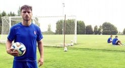 Rub�n S�nchez quiere recuperar en Santiago el mal a�o que tuvo con la camiseta del Real Murcia.