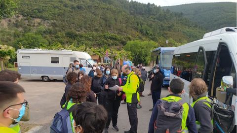 Participantes en las actividades del Geoloda organizadas en el geoparque Montaas do Courel en el 2021, hasta ahora el ltimo ao en que el territorio acogi esta jornada de divulgacin