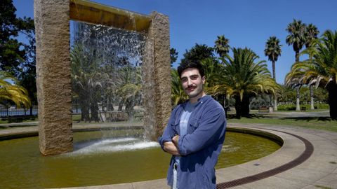 O presentador David Vilares, no parque Jos� Mart� de Oleiros