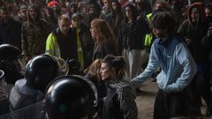 Desalojo de la �rave� ilegal de Barcelona tras m�s de 40 horas