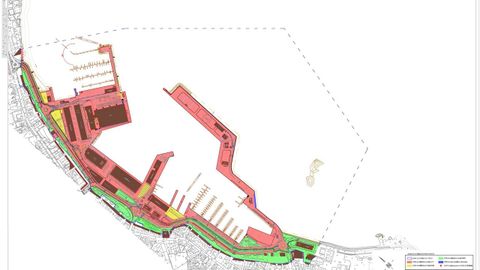 Espacio portuario de Ribeira, definici�n de zonas. En verde y amarillo, las �reas en las que s� pueden instalarse atracciones de feria
