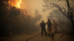 Al menos 50 muertos por los incendios en Grecia