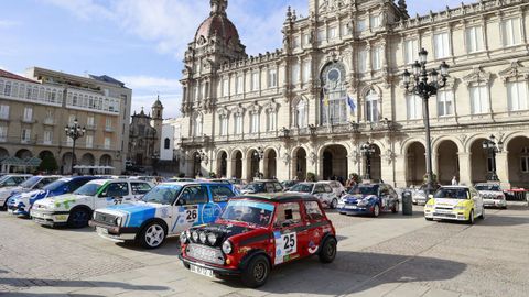 Ceremonia de salida del Rallye Rías Altas Histórico