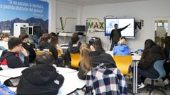 Un momento de la charla del periodista y doctor en Medio Ambiente Xavier Fonseca