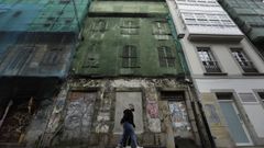 Edificio para su rehabilitaci�n con el programa Rexurbe en A Coru�a (foto de archivo)