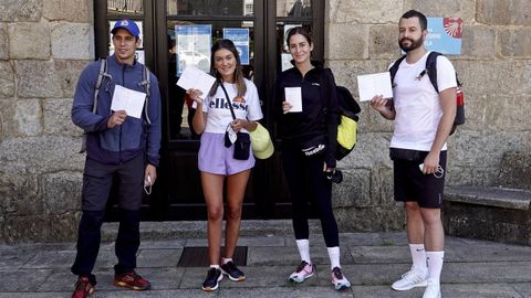 Los influencers Martiño Rivas, Cristina Cerqueira, Gala González y Xurxo Carreño hicieron el Camino Portugués por la Costa desde Vigo para dar a conocer la ruta.