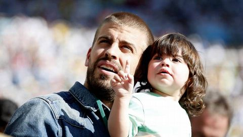 Piqué con su hijo Milan