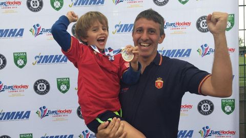 Miguel Ferro, con los colores de la Federaci�n Espa�ola de Hockey