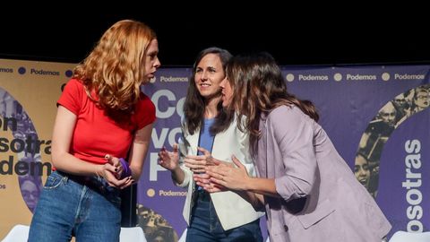 La secretaria Organizaci�n de Podemos, Lilith Verstrynge; la secretaria general de Podemos y ministra de Derechos Sociales en funciones, Ione Belarra; y la ministra de Igualdad en funciones, Irene Montero.