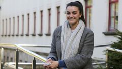 Marta Dom�nguez, retratada en la Escuela Polit�cnica de Ferrol, donde cursa el m�ster de Ingenier�a Naval