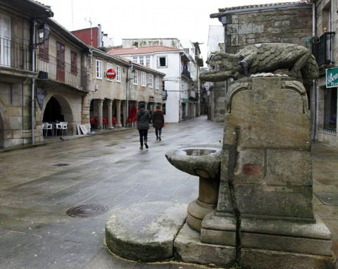 Los soportales son la señal de identidad de la villa