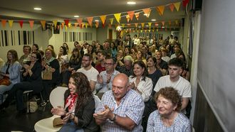 El sal�n de actos de la ABE se llen� en la celebraci�n del F�lame Sempre