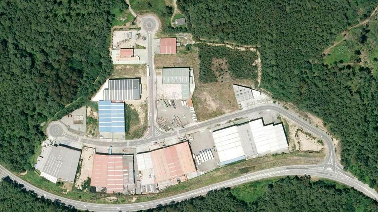 El Concello de Noia destina 31.000 euros a renovar la iluminación del polígono de Augalevada