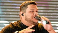 El cantante Darlyn Morais en un concierto