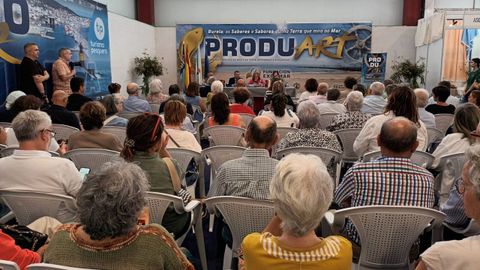Presentacin de libro en Produart