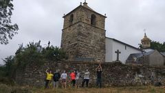 Grupo de voluntarios que participaron este año en el campamento de verano del Camino de Santiago en Triacastela
